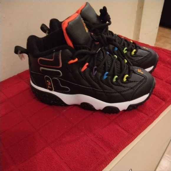 Kids Fila's - Picture 1 of 3